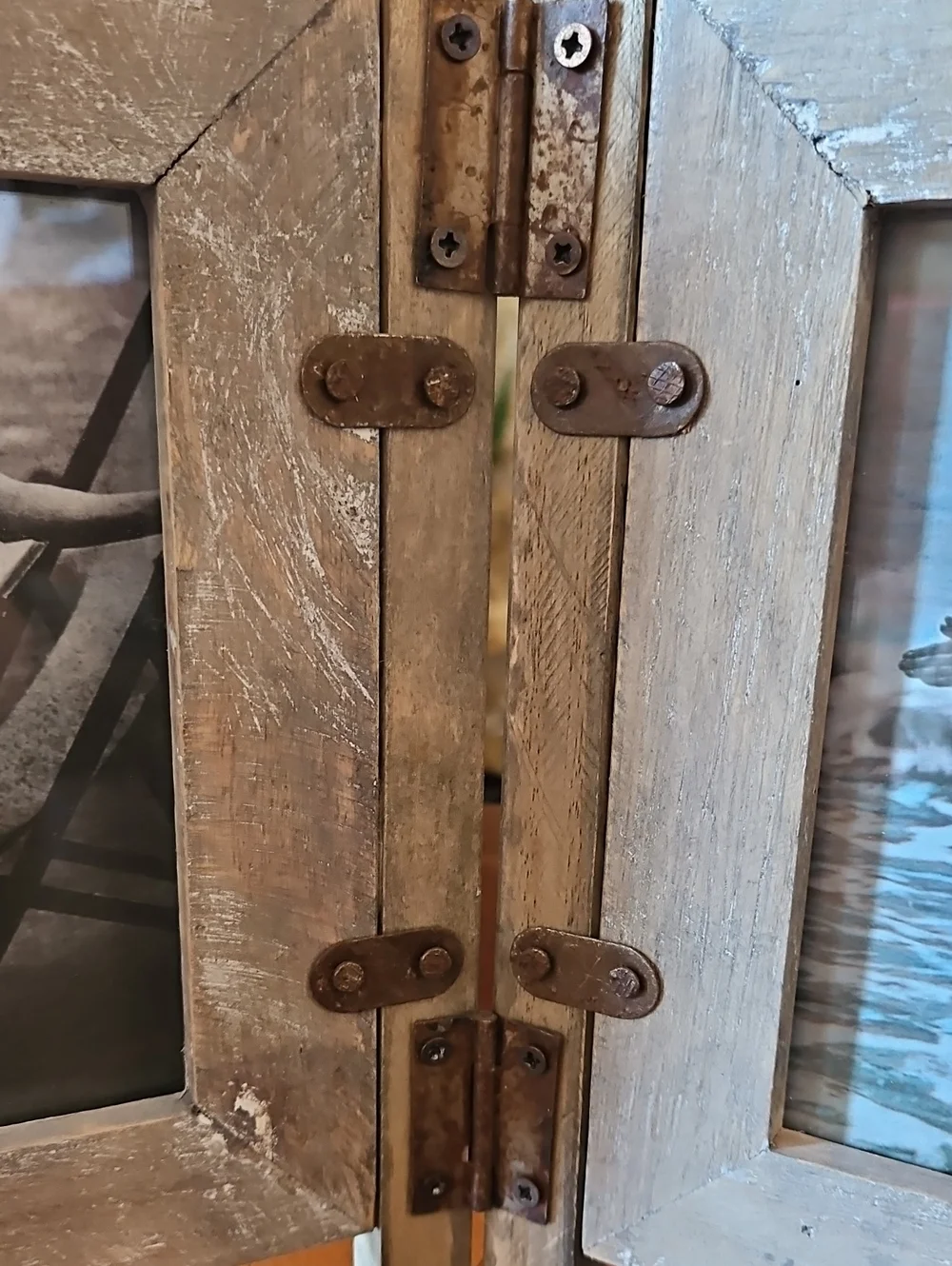 Vintage Rustic Distressed Weathered Wood Triple Hinged Picture Frame